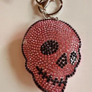 Source Unknown Pink and Black Skull Key Holder